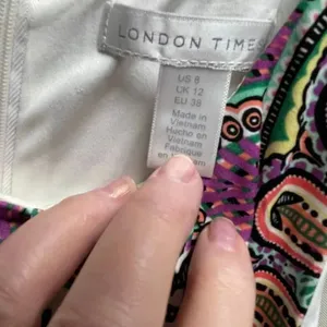 NWT London Times size 8 boho festival maxi dress. Floral paisley thumbnail 5