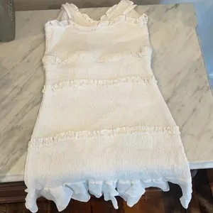 Olivaceous white dress thumbnail 3