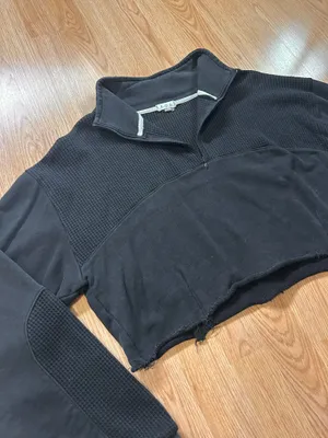 Quarter Zip Cropped POL Top thumbnail 3
