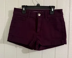 American Eagle Super Stretch Shortie Burgundy Maroon Cuffed Shorts Womens Size 4 thumbnail 1