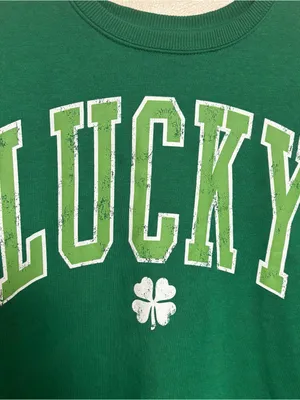 Way To Celebrate Sweatshirt Crewneck‎ Lucky Shamrock 4 Leaf Clover Green Medium thumbnail 3