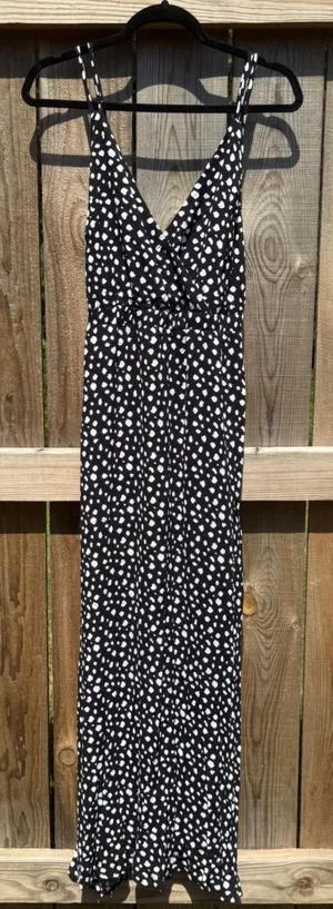 Forever 21 Black Cream Polka Dot Maxi Dress V-Neck Tie Back Medium NWT thumbnail 1