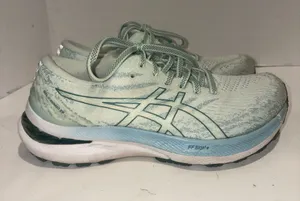 ASICS Women's GEL-KAYANO 29 in the "Soothing Sea / Misty Pine" colorway thumbnail 1
