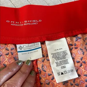 Columbia women’s Omni shield orange Geo printed board shorts large​​ thumbnail 4