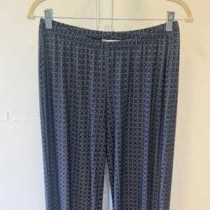 Dressbarn Paisley Border Print Wide Leg Stretch Pants Size Medium Boho Festival thumbnail 3