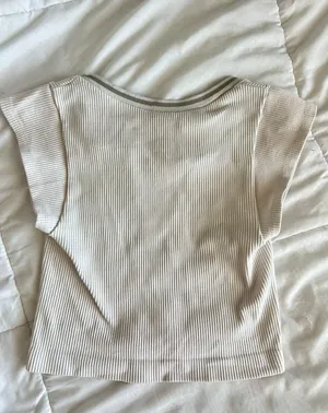 Urban Outfitters Top thumbnail 3