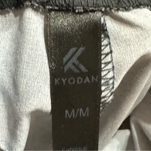 Kyodan Black Gray Camouflage Crop Jogger Pants Medium Casual Grunge thumbnail 8