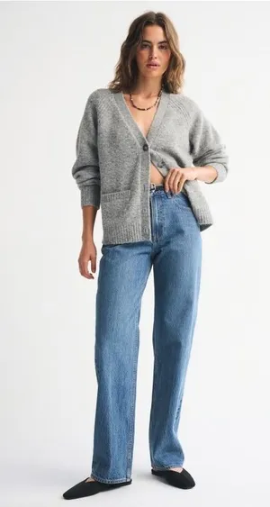 Abercrombie curve love loose High rise thumbnail 1