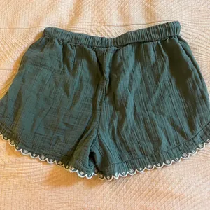 Old Navy Shorts thumbnail 2