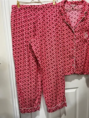 Victoria's Secret Flannel Reindeer Prints Pajama Set Size Large Red Black White thumbnail 3