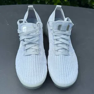 Nike Air Vapor Max 3.0 White/Pure Platinum/ Metallic Silver Women’s Size 8.5 thumbnail 9