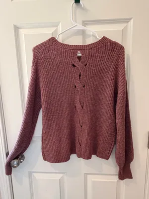 Pink Rose Dusty Rose Sweater Size Medium thumbnail 4
