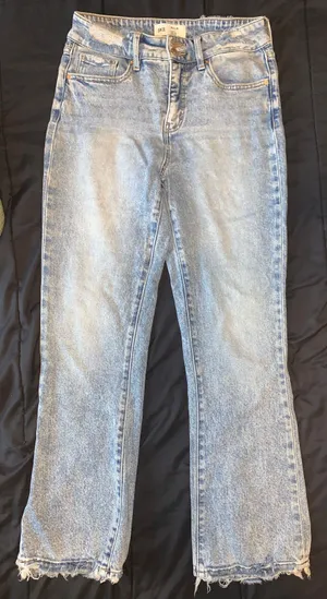 Buckle Jeans thumbnail 2