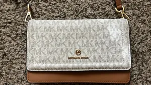 Michael Kors Purse thumbnail 3