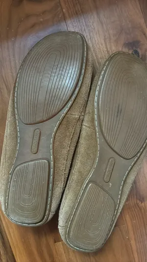 Minnetonka Moccasins Women’s 9 thumbnail 2