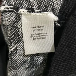 Ont Welfth Houndstooth Black & White Sweater
Cardigan(Size Small) thumbnail 5