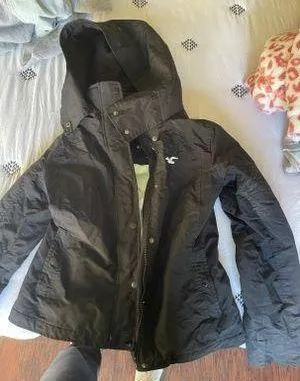 Hollister Windbreaker thumbnail 1