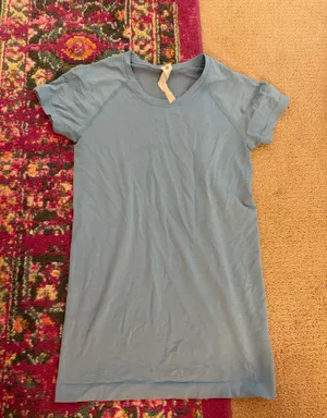 Lululemon Swiftly Tech Short Sleeve 2.0 thumbnail 1