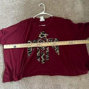 Ariat Ladies Jungle Queen Red Long Sleeve Top Size Size Large Soft Comfort thumbnail 6