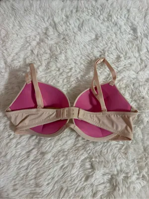 PINK Victoria's Secret Super Push Up Bra in Beige Size 32C thumbnail 2
