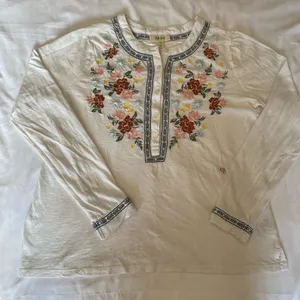 Style & Co. Floral Embroidered Long Sleeve Top size S thumbnail 1