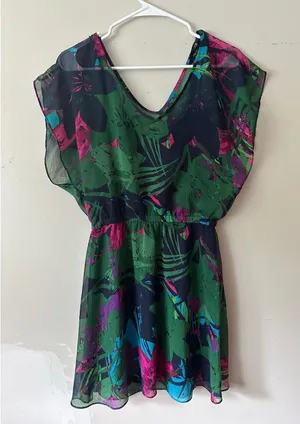 Express Women Green Tropical Floral Chiffon V-Neck Elastic Waist Mini Dress M thumbnail 1