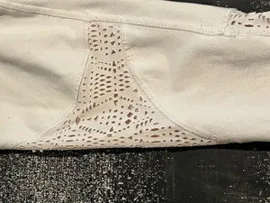 Womens XS Alo Yoga West Coast Laser Cut High Waisted Leggings- White thumbnail 3