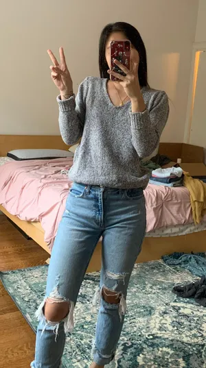 Sweater thumbnail 2