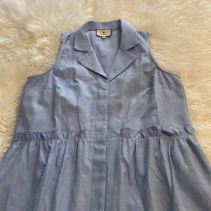 TUCKERNUCK Sleeveless Blue Button-Up Dress size M BNWOT thumbnail 11
