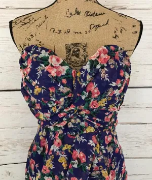 🌸Floral Strapless Dress🌸 thumbnail 3
