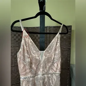New Mac Duggal Pink V-Neck Sequin Embellished Gown Style 6015 – Apricot – Size 6 thumbnail 11