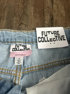 Women's High-Rise Straight Leg Denim Pant - Future Collective Size 14 New W/Tags thumbnail 3