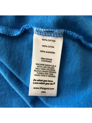 Life is Good Womens Crusher Tee Shirt Classic Fit Lounge Chair V Neck Blue XS thumbnail 4