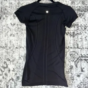 Lululemon Swiftly Tech Short Sleeve thumbnail 6