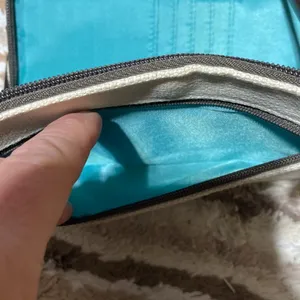 Thirty-One Canvas Soft Wallet Clutch​​​ thumbnail 6