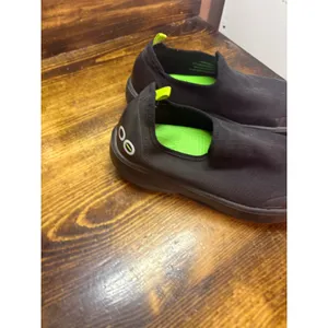 Oofos Black Slip On Sneakers Size‎ Womens 7 thumbnail 6
