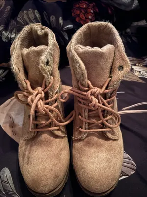 Rock & Candy by Zigi Suede Sherpa Lined Ankle Boots thumbnail 1