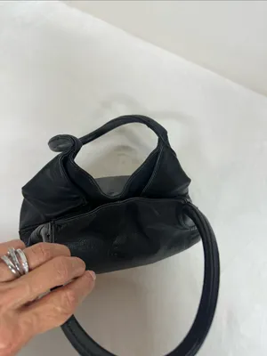 Black Hobo Leather Shoulder Bag with Double Handles thumbnail 8