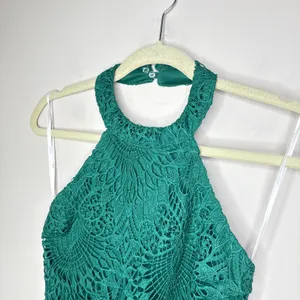 NEW‎ NWT Lulus Halter Neck Backless Bodycon Midi Crochet Lace Dress Size Small thumbnail 2