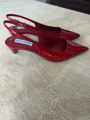 Red Steve Madden Kitten Heels thumbnail 2