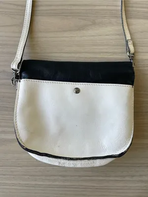 Patricia Nash Black and White Leather Two-Tone Crossbody thumbnail 5