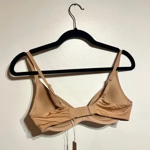 SKIMS Wireless Form Super Push-Up Bra Clay 34B thumbnail 2