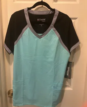 Greys Anatomy scrub top  thumbnail 1