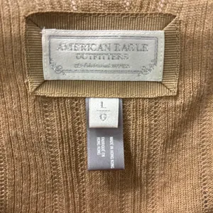 Y2K American Eagle Women’s Sweater Size L Tan Bella Swan Style Mint Condition thumbnail 2