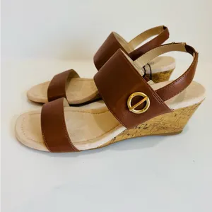 Jones New York Wedge Sandals thumbnail 2