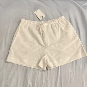 Glassons white linen shorts thumbnail 3