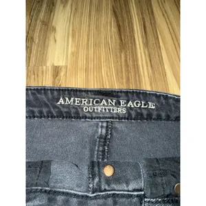 American Eagle Womens Sz 4 Black Button Fly Cutoff Jean Skirt‎ Pocketed Denim thumbnail 2