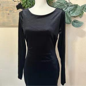 Lulus Dreaming About You Black Velvet Long Sleeve Maxi Dress thumbnail 5