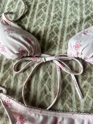 Pink Striped Flowers swimsuit thumbnail 3