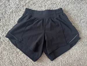 Lululemon Hotty Hot Shorts Black 4" thumbnail 1